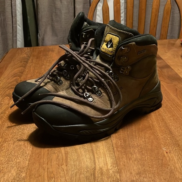 Vasque leather hikers size 8 men’s like new - Picture 3 of 14